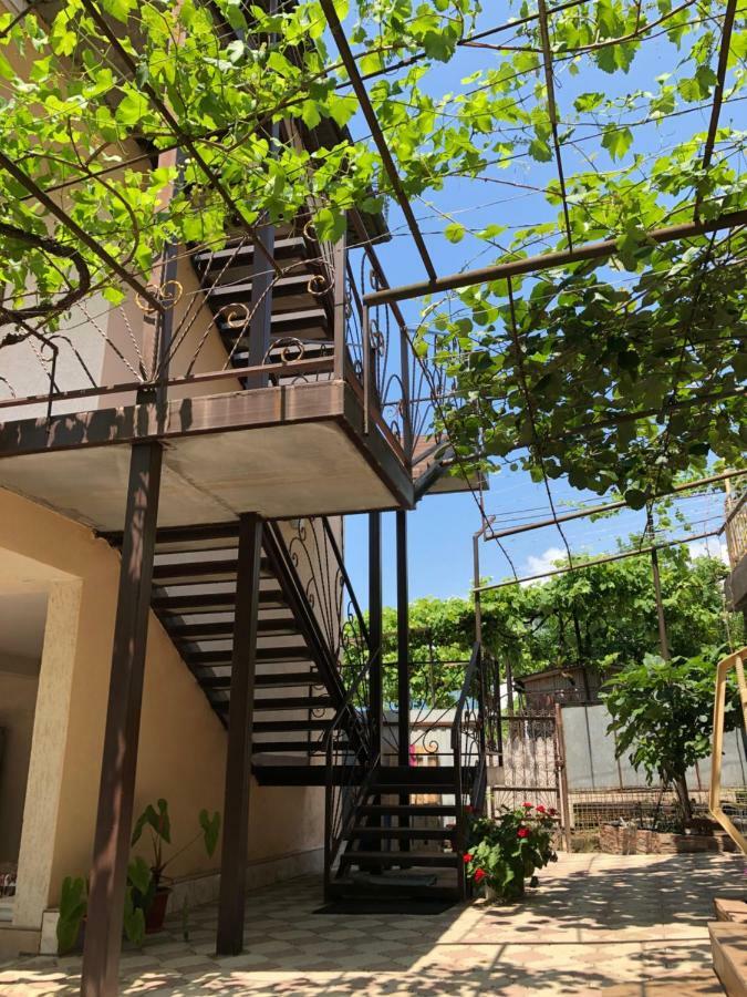 Guest House Lykhny Gagra Exterior foto