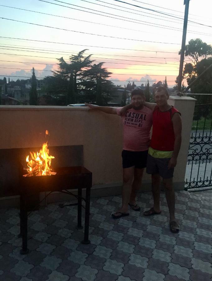 Guest House Lykhny Gagra Exterior foto